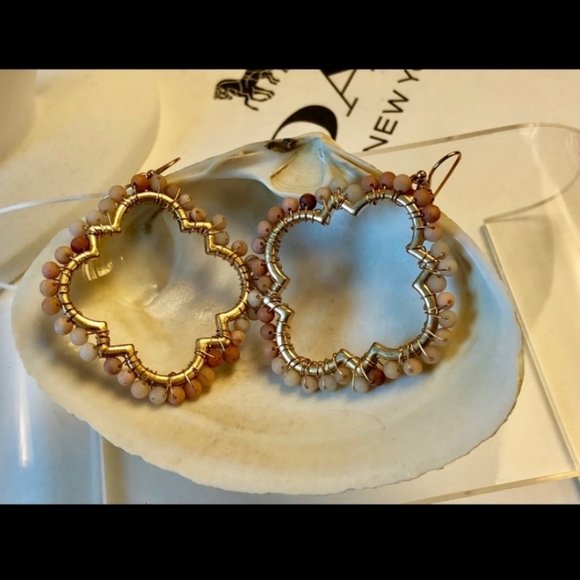 Sale NWT Anthro 18k Jasmin Lotus Dangles in Amazonite - Picture 4 of 4